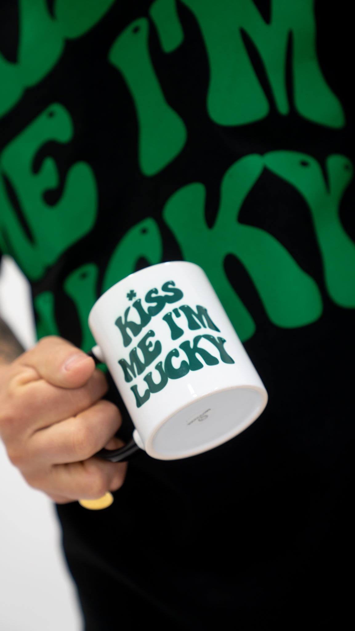 KISS ME IM LUCKY MUG