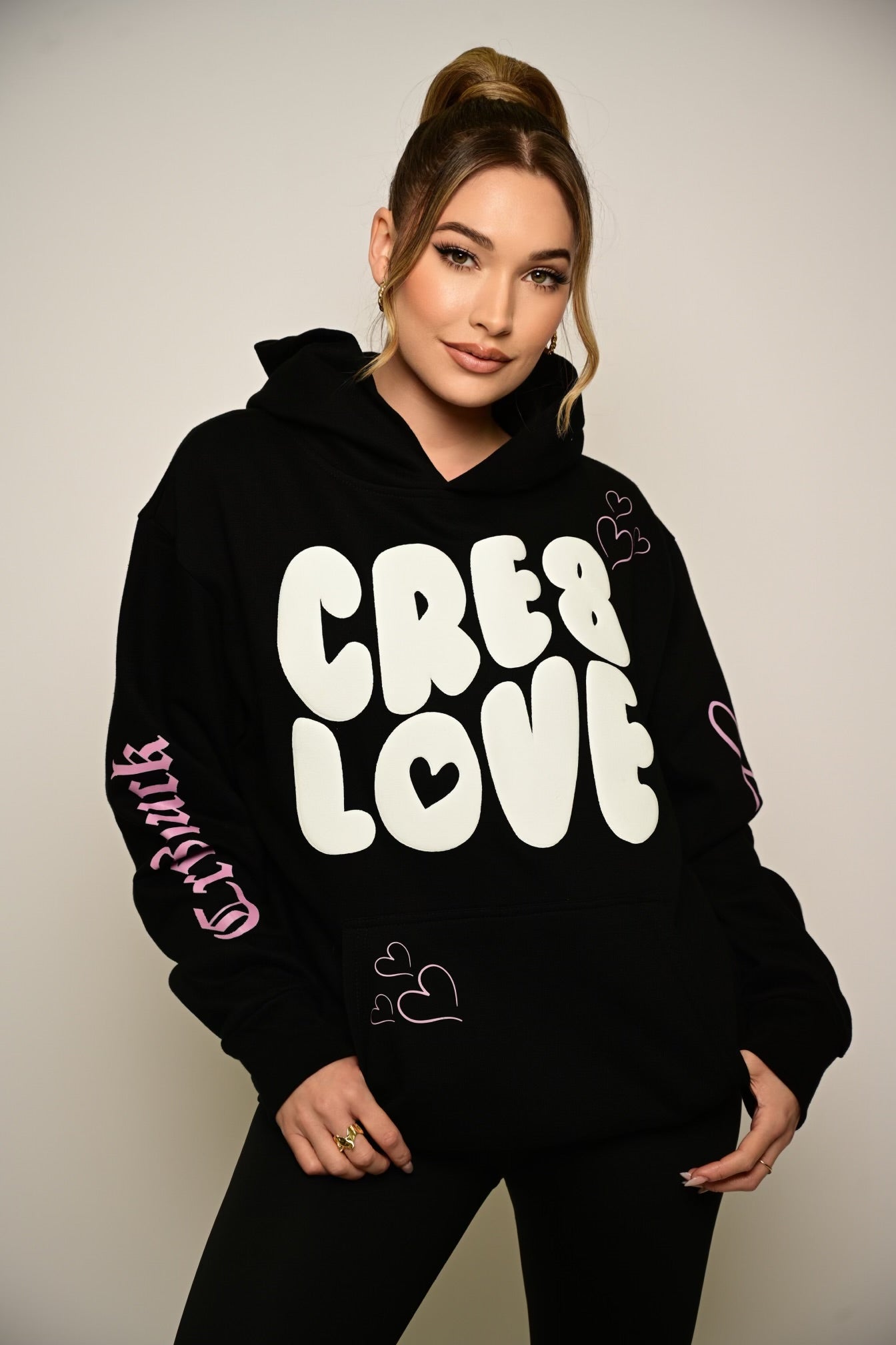 CREATE LOVE HOODIE - BLACK